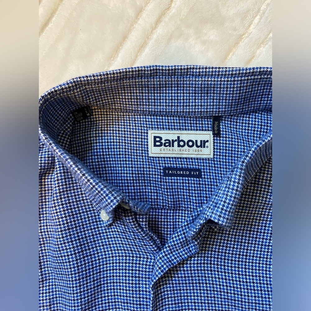 Barbour Tailored Fit Shirt - size Medium